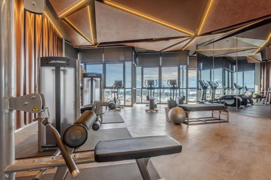 Edge Seaview Apartemen