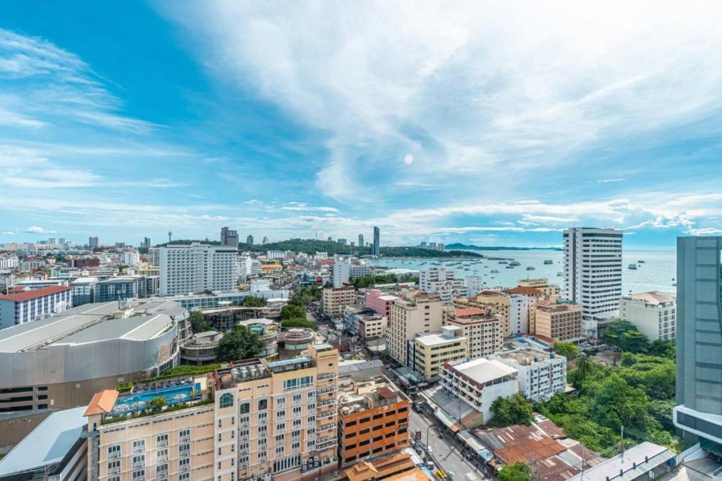 Edge Seaview Apartemen