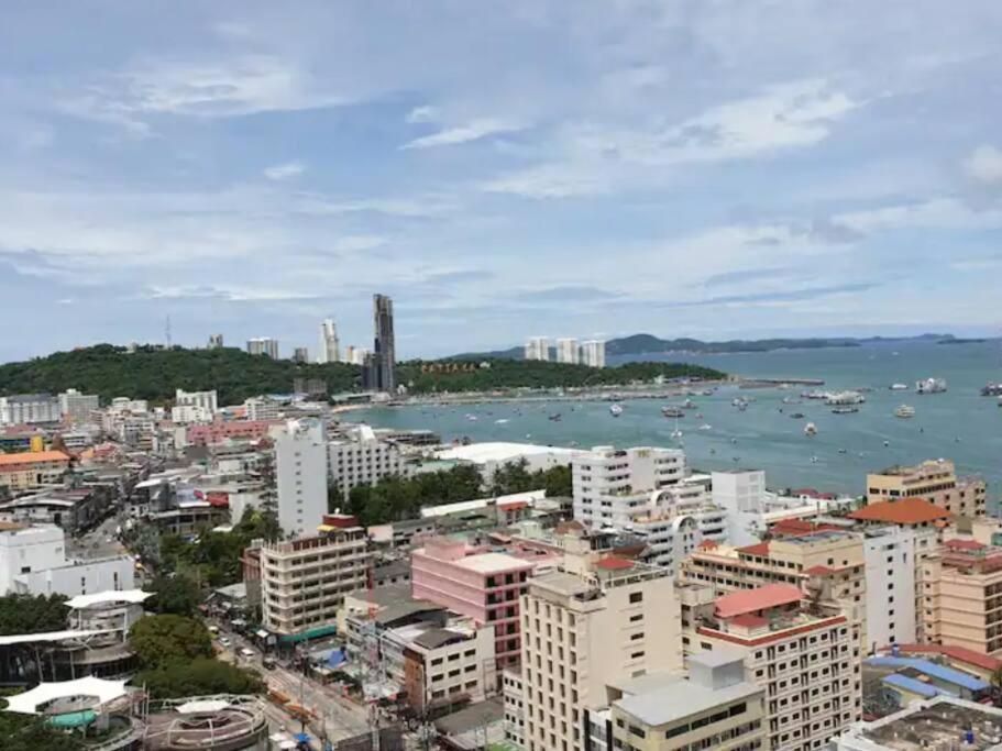 Edge Seaview * Pattaya